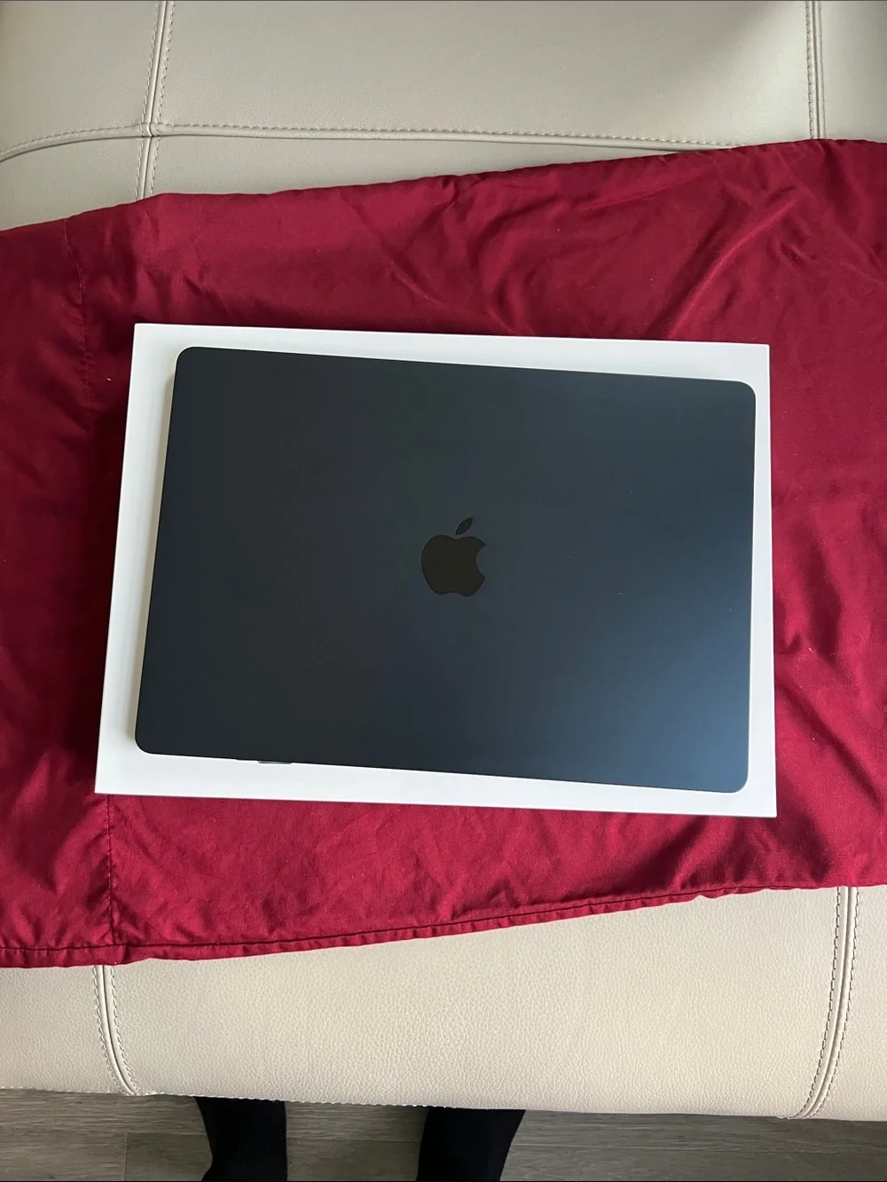 Apple MacBook Air - Midnight  Finish